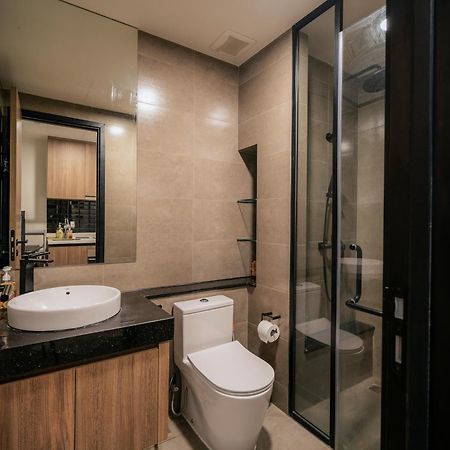 Tropical House - New Apartment At Delasol Ho Chi Minh Zewnętrze zdjęcie
